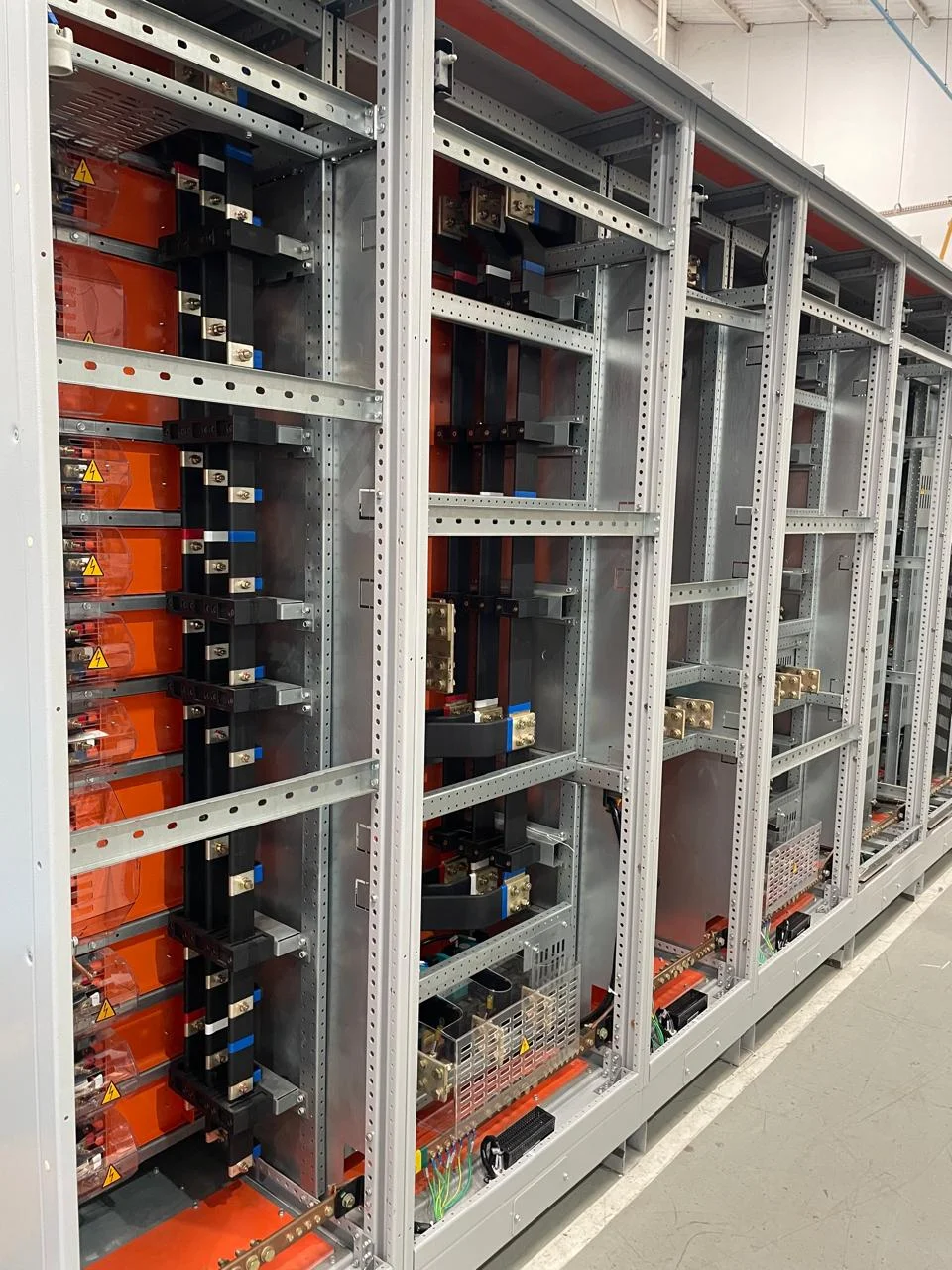 Serviços de Elétrica Residencial de Alto Padrão EPS